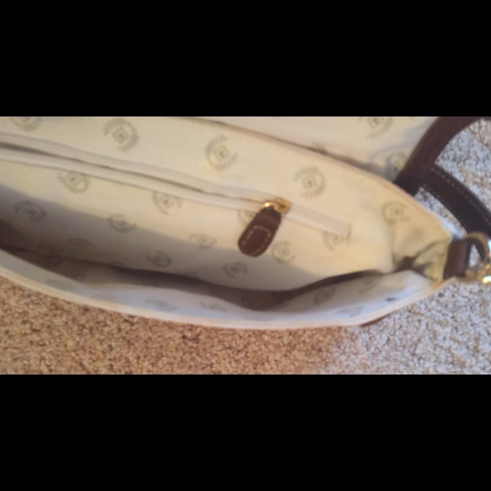 👜 Chaps Purse 👜 - Picture 3 of 5